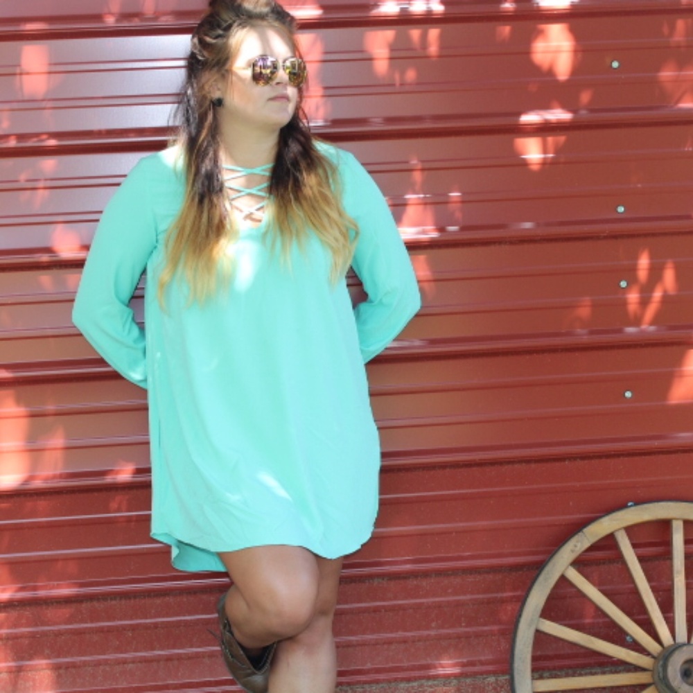 "She Dreams" Teal Knee length Dress